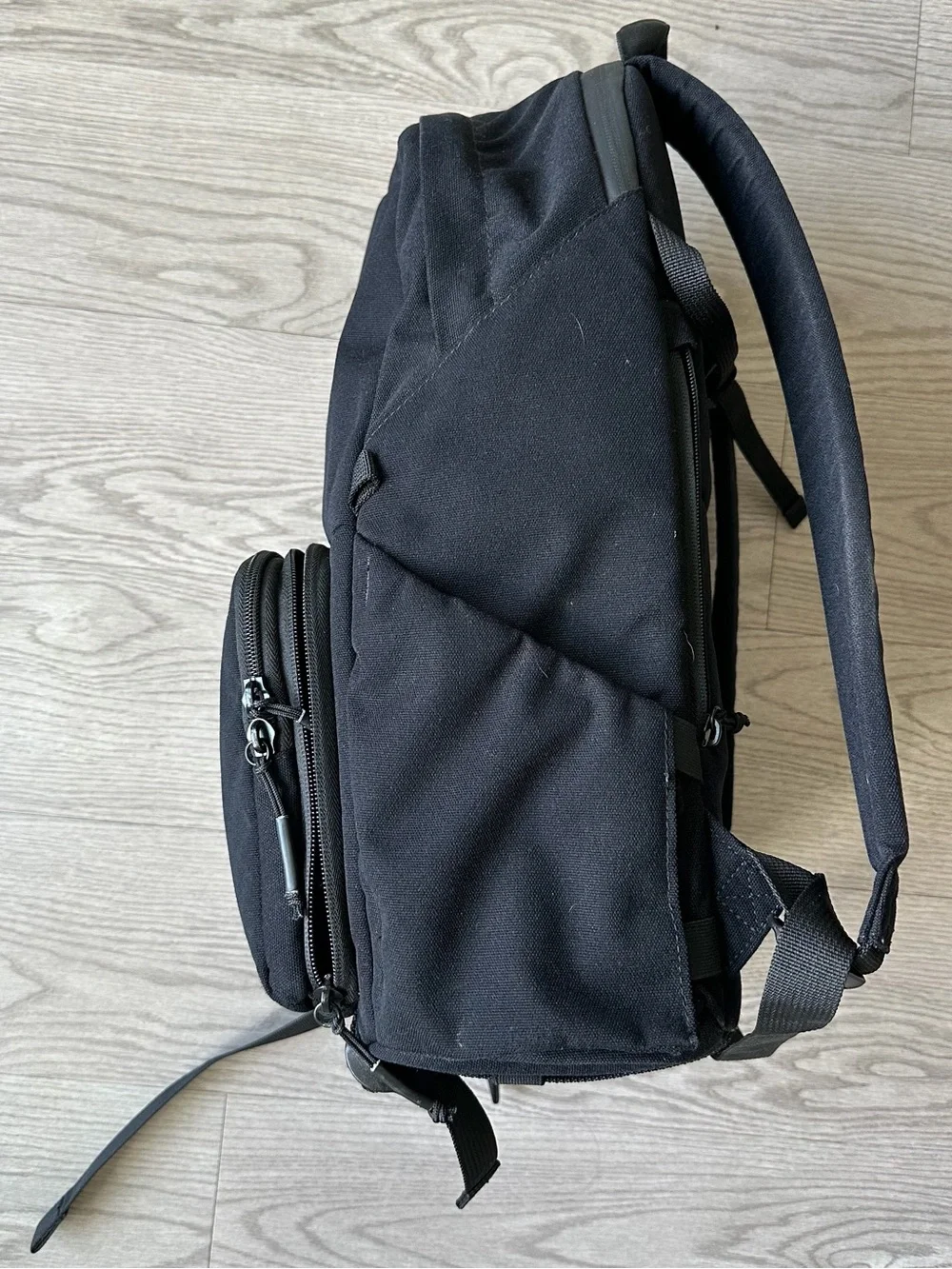 Brevité Black Men's Backpack - Everyday Urban Carry